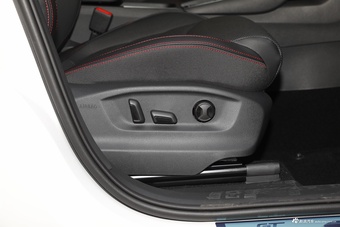 2022款柯迪亚克GT TSI330 两驱奢享版