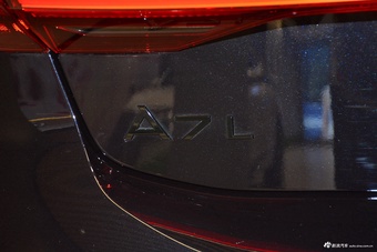 2022款奥迪A7L 45 TFSI quattro S-line 黑武士版