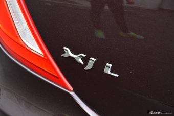2018款捷豹XJL 3.0L自动SC两驱典雅商务版 