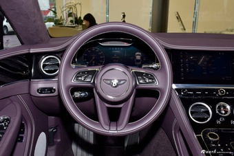 2024款欧陆 4.0T GT V8 雅度版