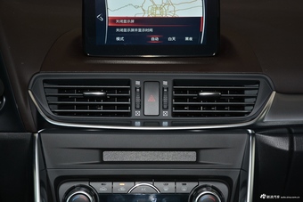 2018款马自达CX-4 2.0L自动两驱蓝天品位升级版