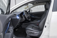 2023款C-HR 2.0L 领先版