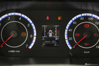 2019款欧诺S 1.5L 手动基本型7座JL473QG