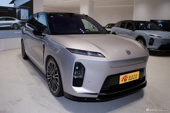 2026款蔚来ES8 六座行政签名版