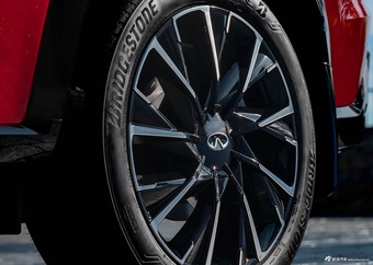 2027款英菲尼迪QX65 基本型 官图