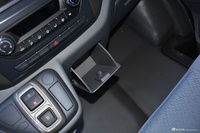 2022款图雅诺新能源 厢式运输车加长轴中顶3座79.92kWh