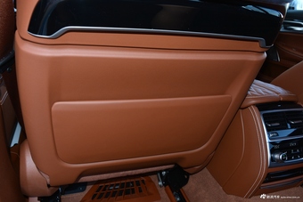 2019款宝马7系740Li xDrive行政型豪华套装