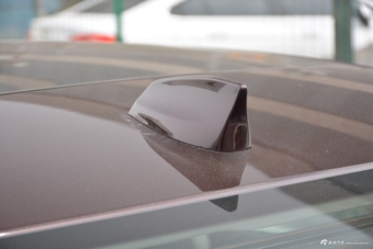 2018款捷豹XJL 3.0L自动SC两驱典雅商务版 