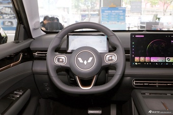 2025款五菱星光PHEV 70km 智能标准型