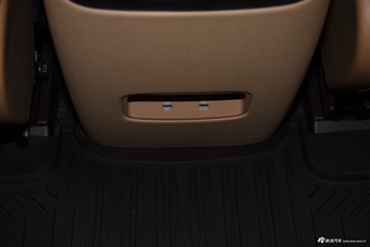 2024款问界M7 1.5T 两驱Plus版 5座