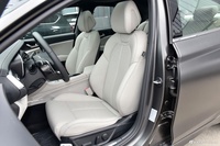 2023款捷尼赛思G70 2.0T 四驱豪华型