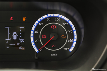 2019款欧诺S 1.5L 手动基本型7座JL473QG