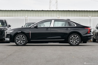 2025款红旗H5 PHEV 130 超混版