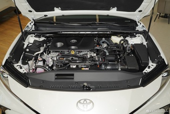 2026款凯美瑞 双擎 2.0HSE 运动Lite版