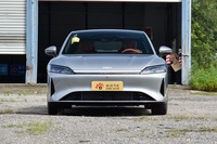 2025款风云A9L 260超长续航尊贵版