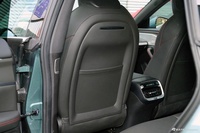 2024款小鹏P7i 550 Max