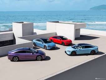 2025款智界S7 Ultra 官图