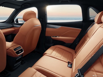 2024款深蓝S05 官图