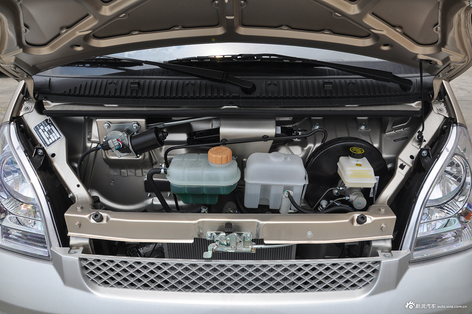 2019款五菱荣光S 1.5L手动加长基本型 