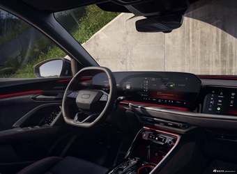 2025款奥迪Q5混动 Sportback e-hybrid quattro 官图