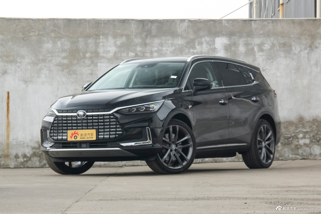 2019款比亚迪唐EV600D 四驱智联创领版