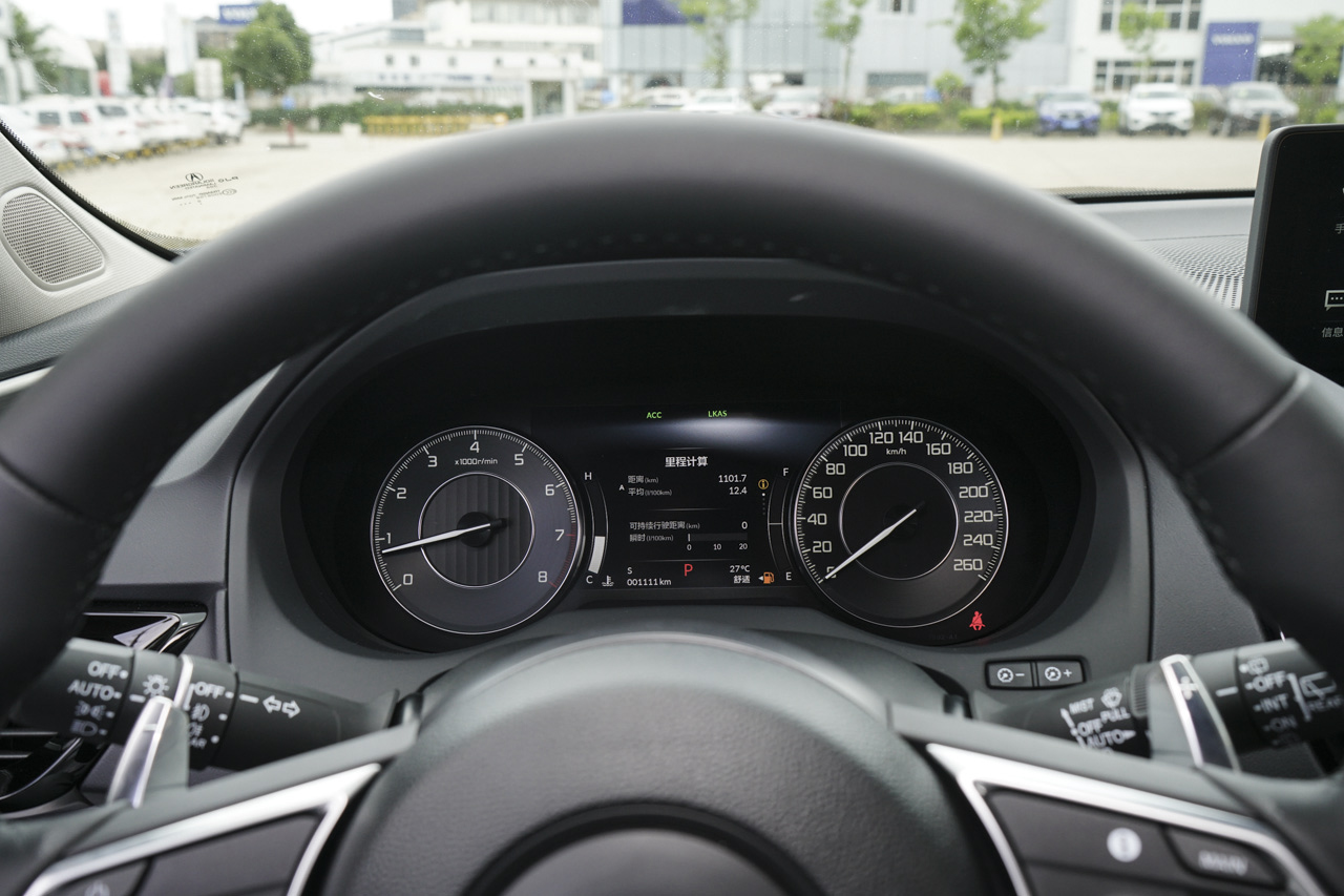 2019款讴歌RDX 2.0T自动尊享版