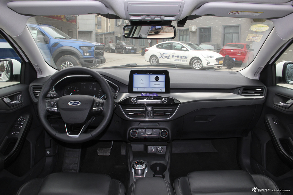 2019款福克斯两厢1.5L自动锋跃型 