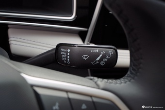 2024款途观L 出众款 330TSI 自动两驱R-Line龙耀版