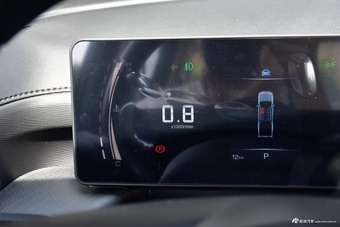 2024款金刚炮2.0T自动8AT柴油两驱精英型长箱