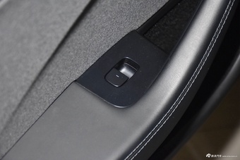 2025款Model 3 后轮驱动版
