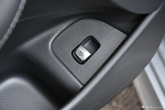 2021款奔驰E级 E 300 L 尊贵运动版