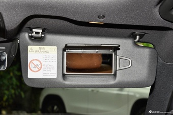 2024款奔驰E级 改款 E 300 L 时尚运动型