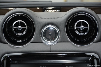 2018款捷豹XJL 3.0L自动SC两驱典雅商务版 