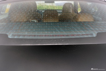 2025款奔驰E级改款 E 300 L 豪华型