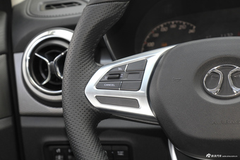 2018款北汽绅宝智行1.5T自动精英版