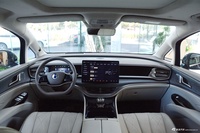 2022款腾势D9 DM-i 970 四驱旗舰型