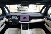 2024款ZEEKR 009 六座行政版四驱