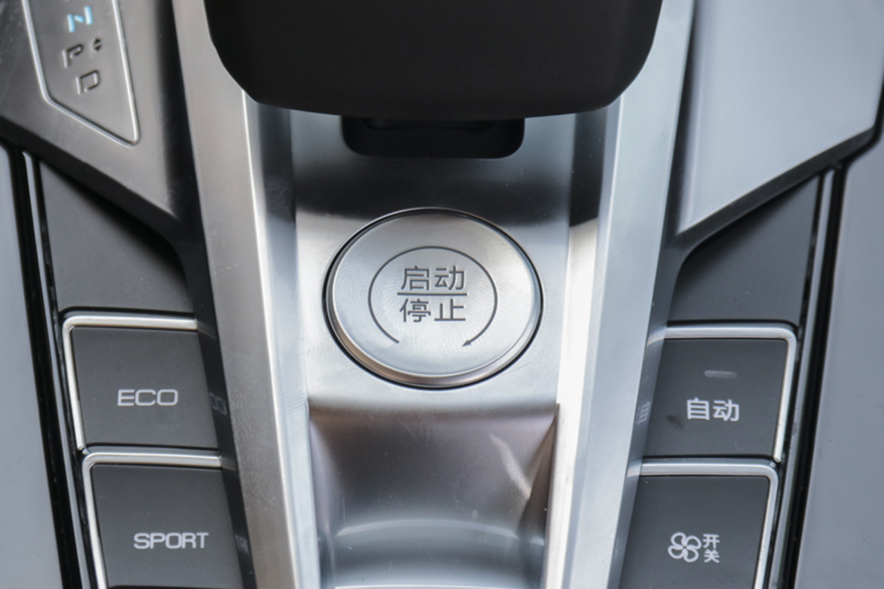 2019款比亚迪元EV360  智联悦尚型