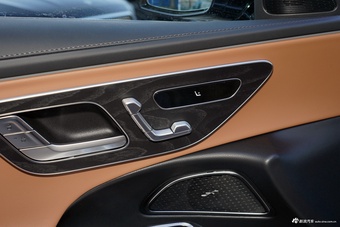 2026款奔驰E级 260 L 经典型