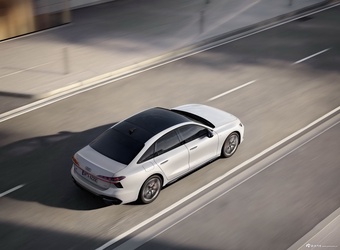 2025款奥迪A6混动 Sedan e-hybrid quattro 官图