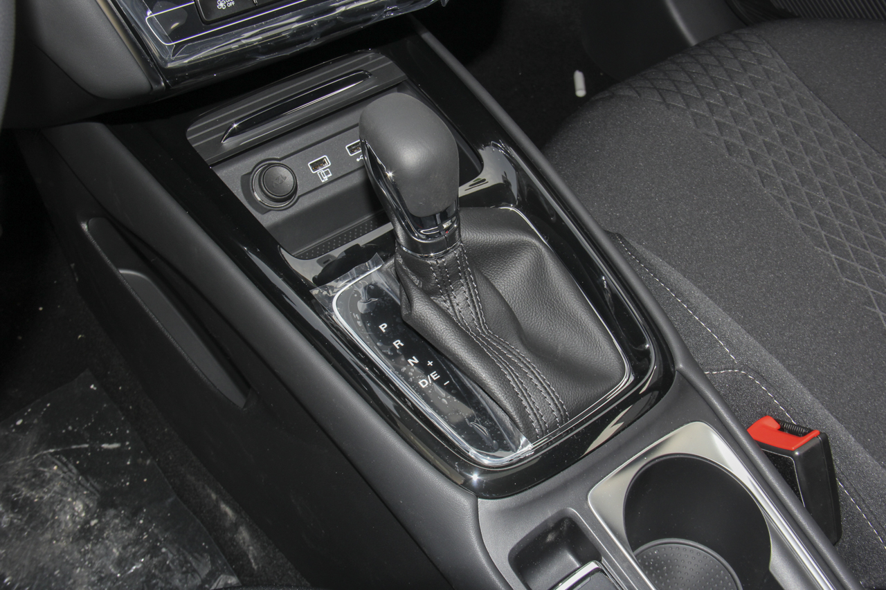 2019款荣威i5 1.5L自动4G互联朗越