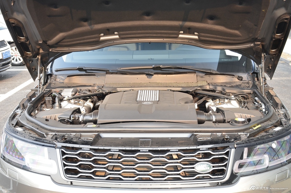 2019款揽胜运动版3.0T自动V6 HSE DYNAMIC