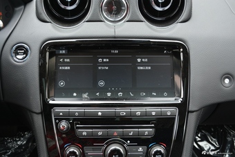 2018款捷豹XJL 3.0L自动SC两驱典雅商务版 