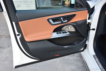 2024款奔驰E级 E 260 L 运动型