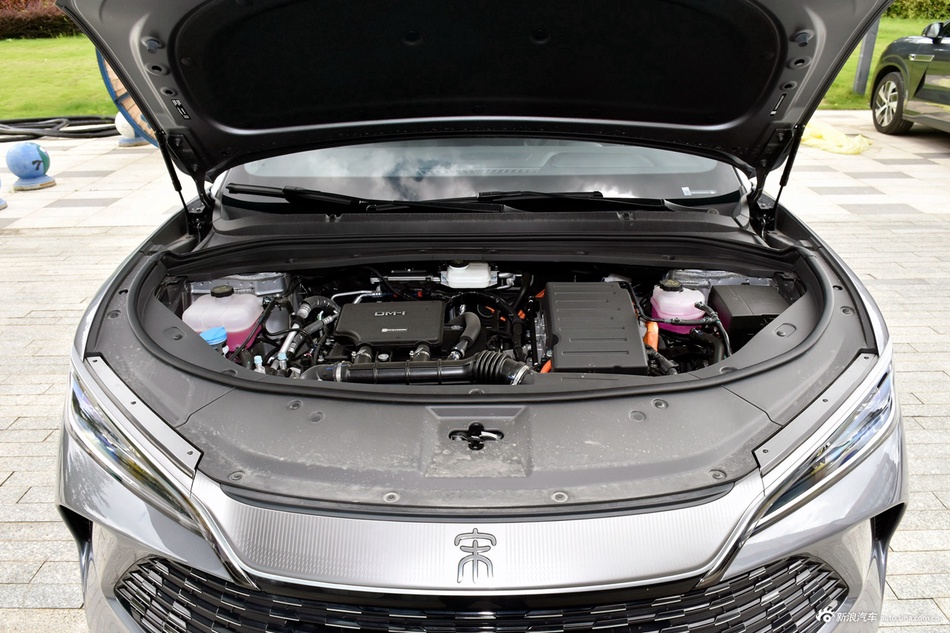 2025款宋L DM-i 智驾版 112KM领先型