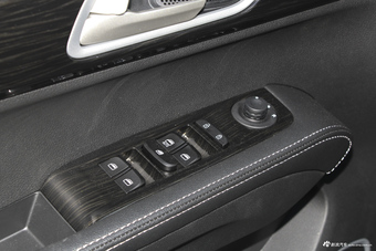 2018款斯威X7 1.8L手动舒适版7座