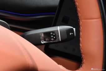 2024款深蓝S05 510Ultra 纯电版