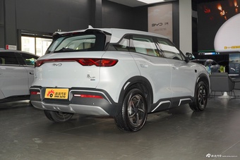 2025款比亚迪元UP 401KM智驾领先版