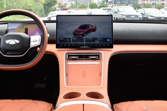 2025款风云A9L 260超长续航尊贵版