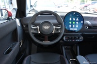 2024款电动MINI COOPER 452km SE 赛车手
